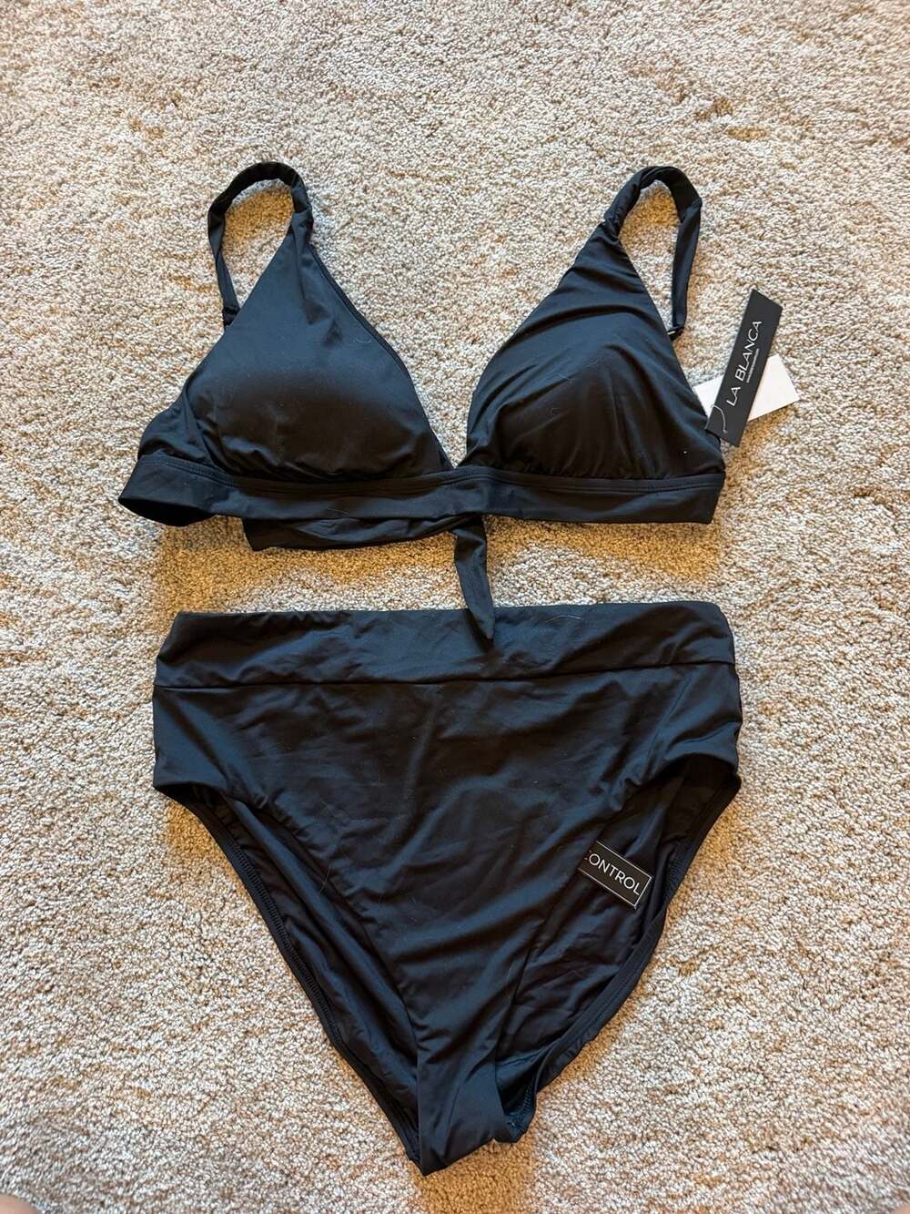 La Blanca Black Twist-Front V-Neck Bikini Top and High-Waist Tummy Control Botto